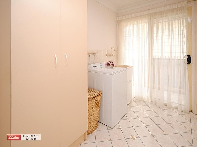 38 Paramount Drive, Warner QLD 4500