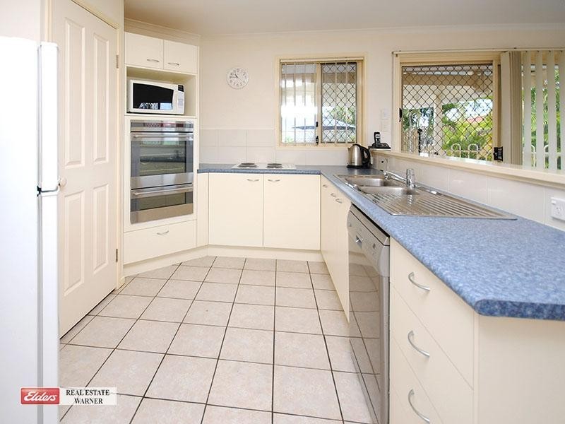 21 Paramount Drive, Warner QLD 4500