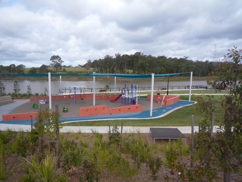 12 Moor Circuit, Warner QLD 4500