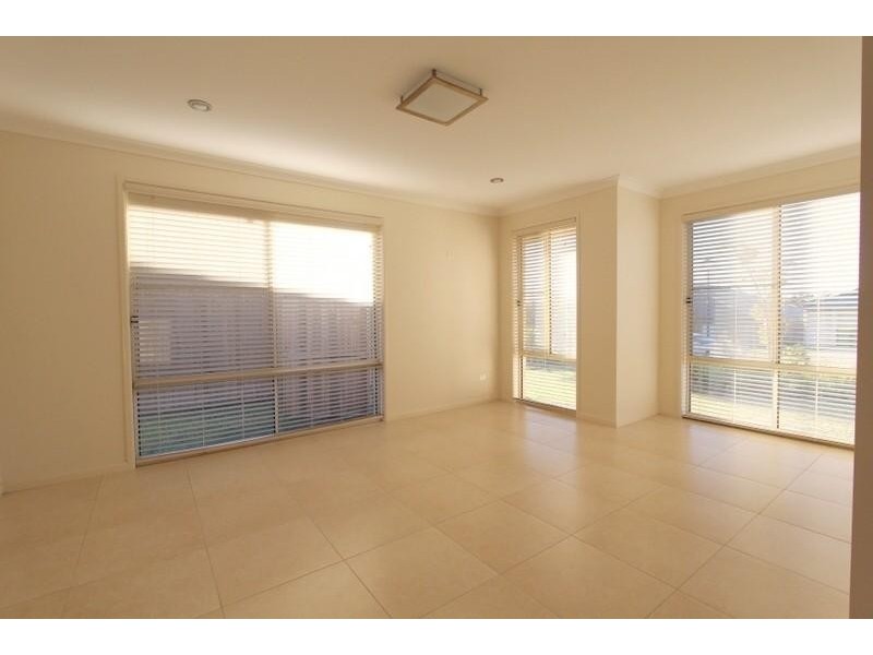 43 Barambah Circuit, Warner QLD 4500