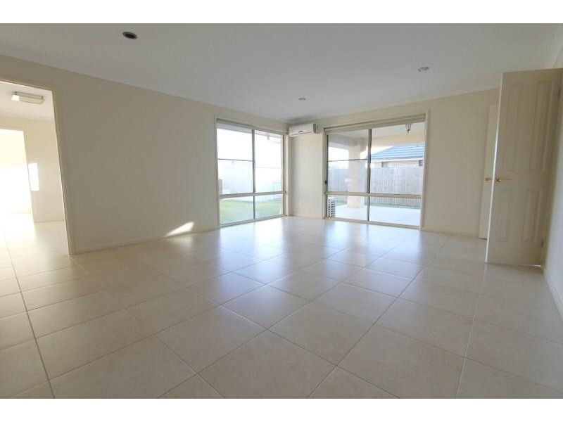 Warner QLD 4500