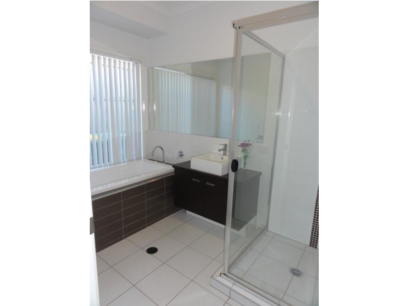 Warner QLD 4500