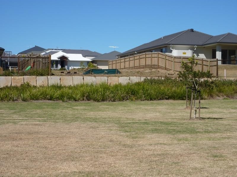 98 Brisbane Road, Warner QLD 4500