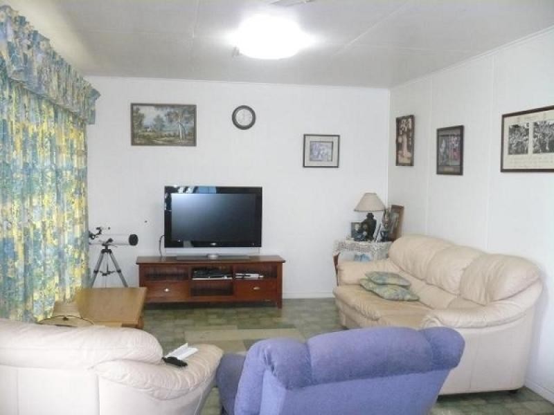 6 COVINGTON STREET, Chinchilla QLD 4413