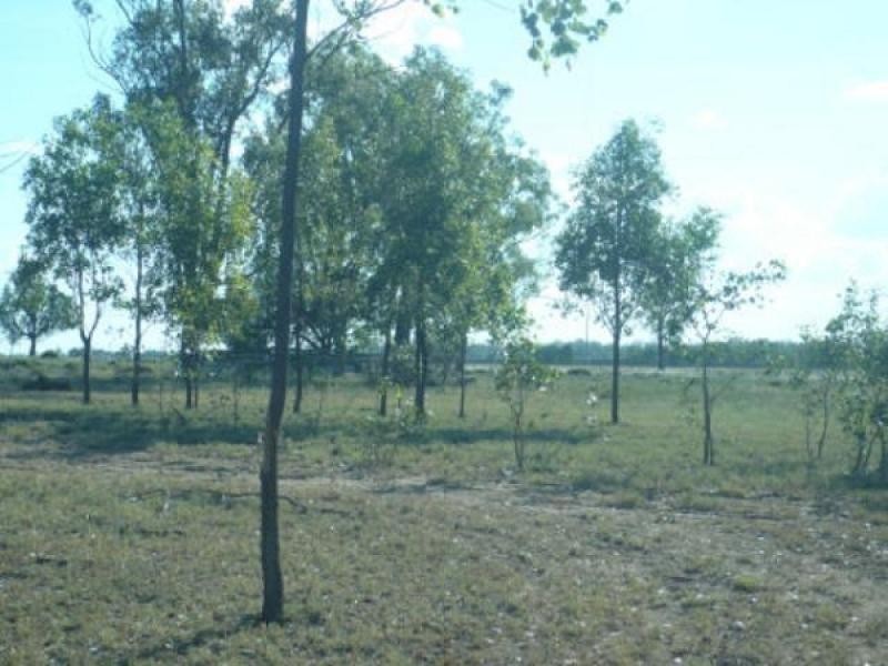 LOT 9, 9 HUBBARDS ROAD, Chinchilla QLD 4413
