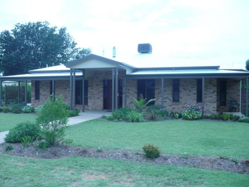 19 MANN STREET, Chinchilla QLD 4413