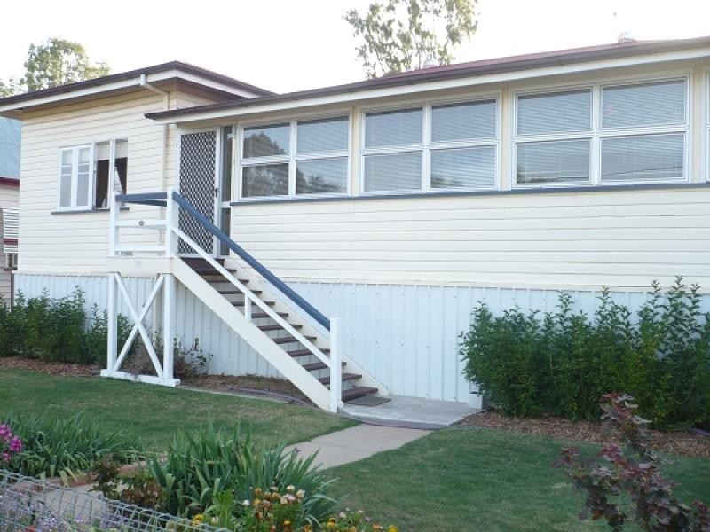 20 Claydon Street, Chinchilla QLD 4413