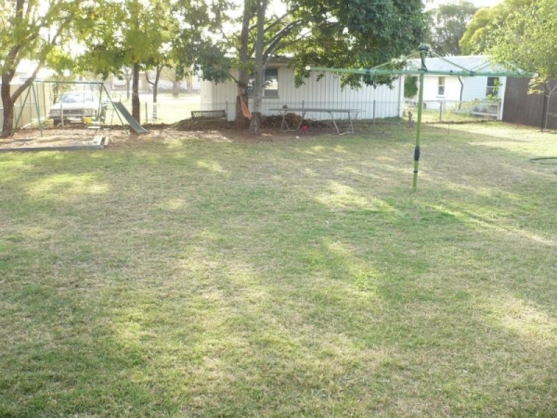 20 Claydon Street, Chinchilla QLD 4413