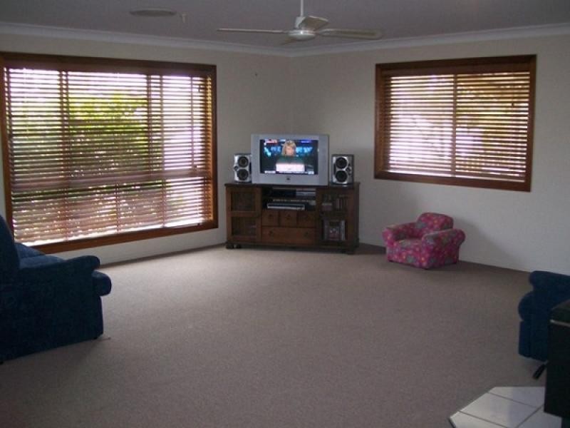 8 Stevenson Street, Chinchilla QLD 4413