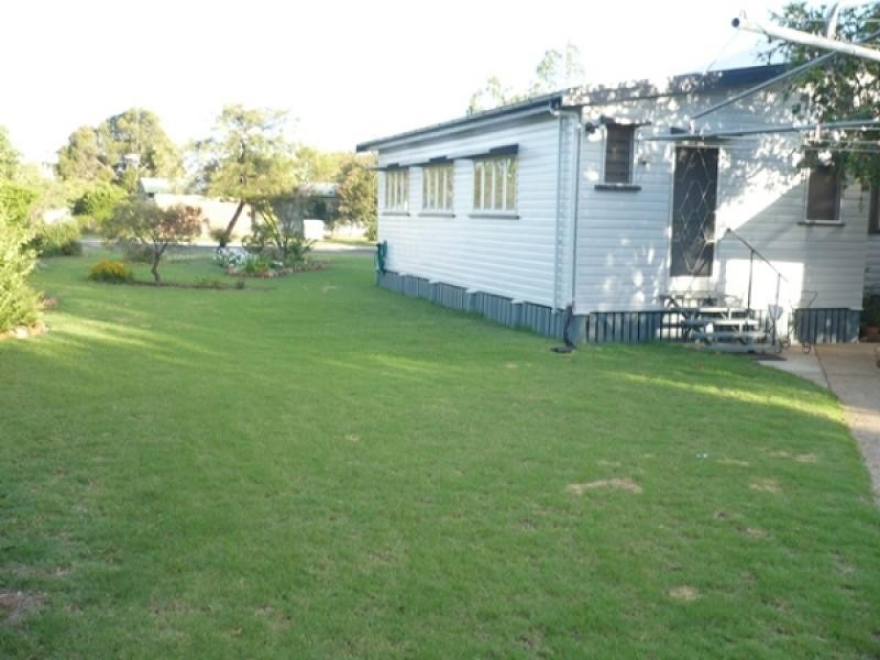 26 Wood Street, Chinchilla QLD 4413