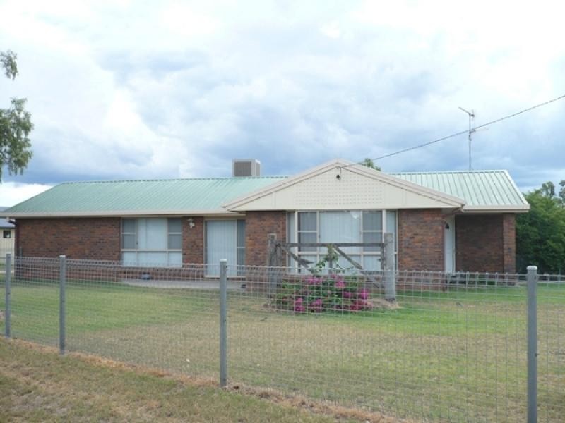 78 Zeller Street, Chinchilla QLD 4413