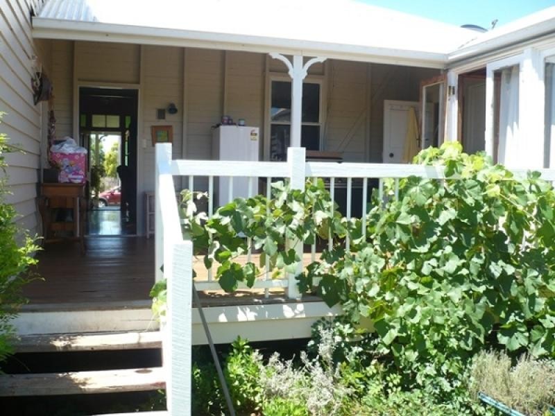 57 Zeller Street, Chinchilla QLD 4413