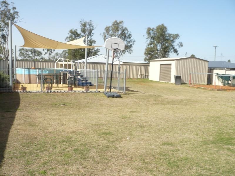 12 Back Avenue, Chinchilla QLD 4413