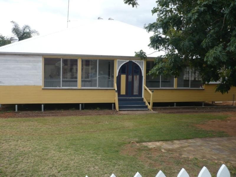 9 Colamba Street, Chinchilla QLD 4413