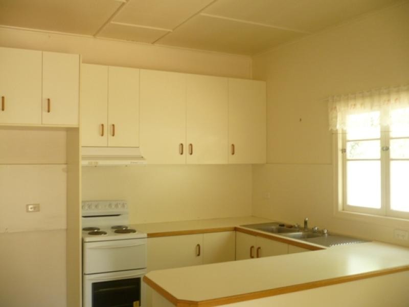 22 Atkins Street, Chinchilla QLD 4413