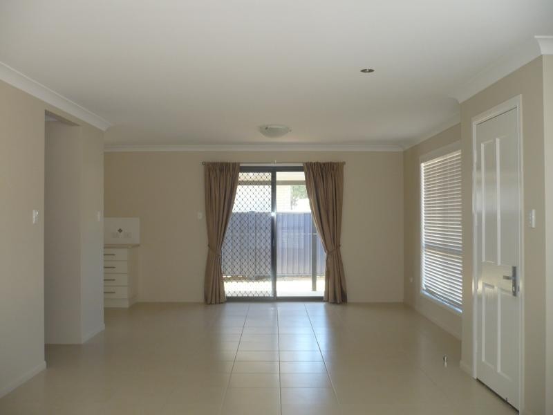 Unit 1/3 Davidson Court, Chinchilla QLD 4413