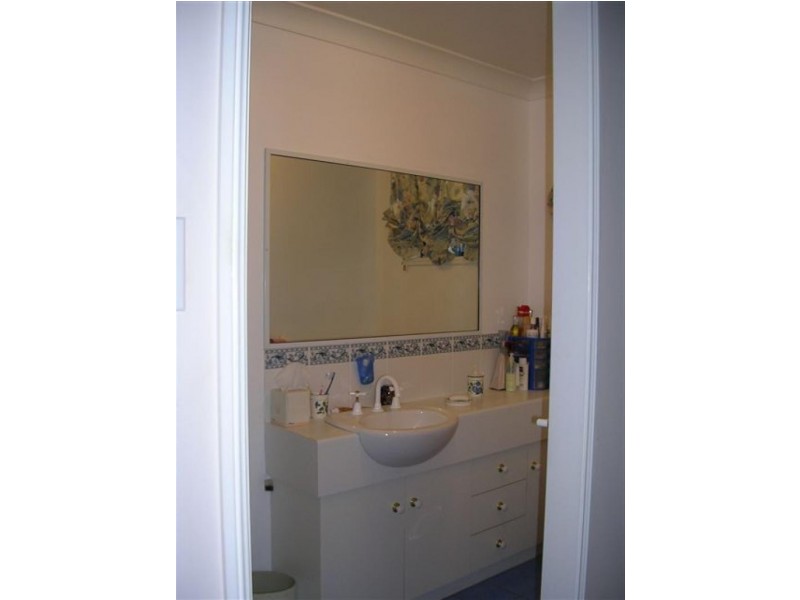 36 Edith Street, Miles QLD 4415