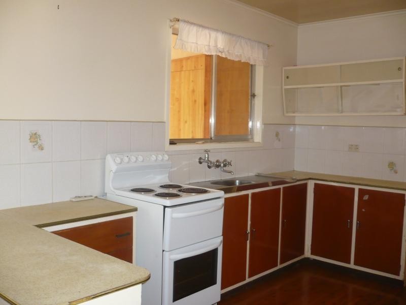 28 CLAYDON STREET, Chinchilla QLD 4413