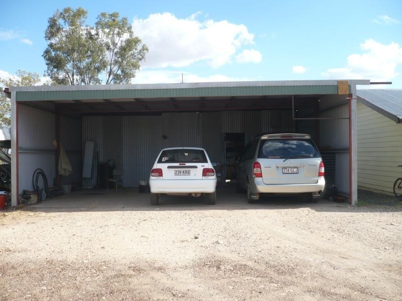 237 Price Street, Chinchilla QLD 4413