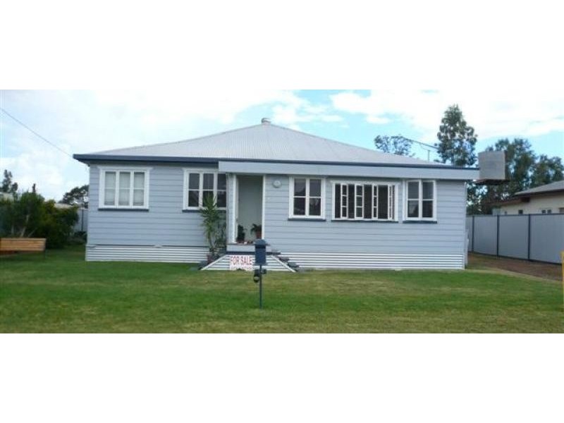 46 Smallacombe Street, Tara QLD 4421