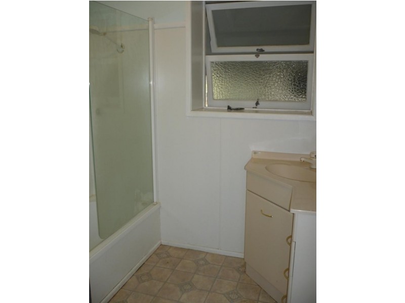 6 Evans Street, Chinchilla QLD 4413