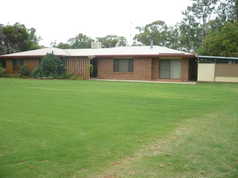 110 Rodger Street, Chinchilla QLD 4413