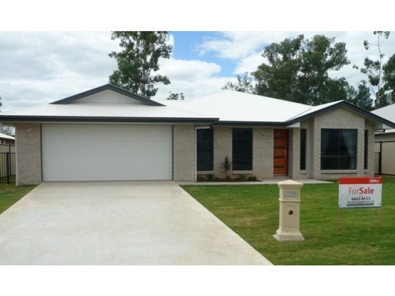 9 Skewis Street, Chinchilla QLD 4413