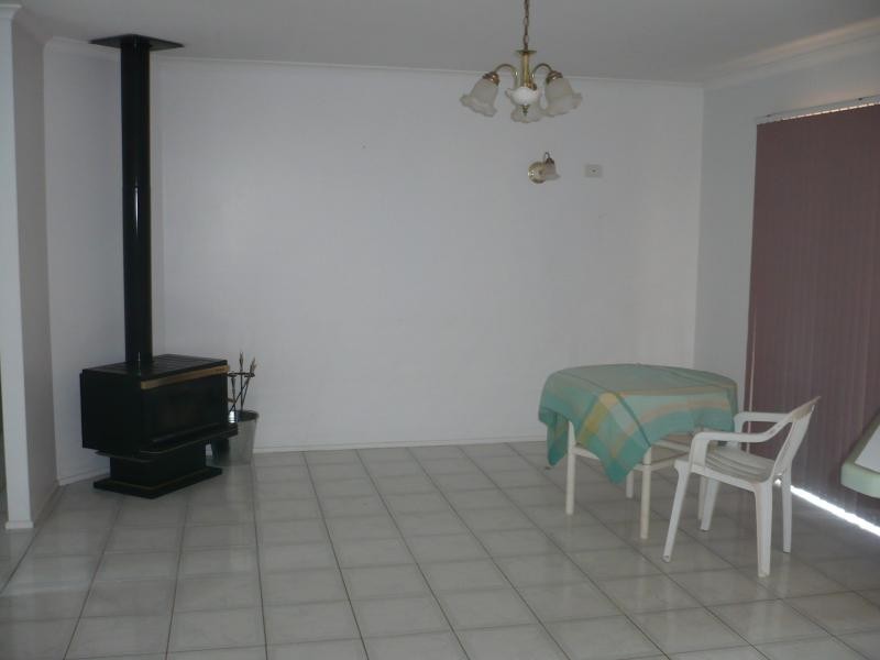 27 Zeller Street, Chinchilla QLD 4413