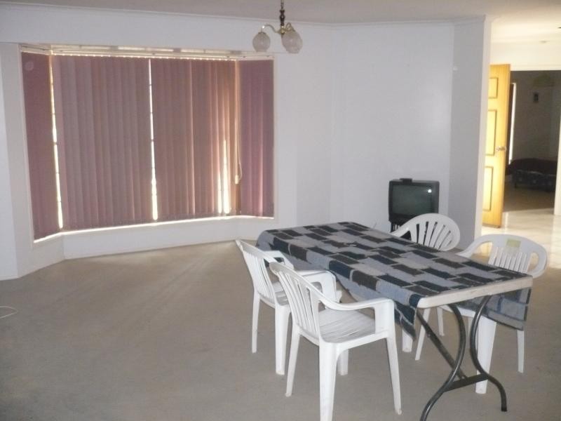 27 Zeller Street, Chinchilla QLD 4413