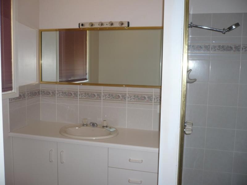 27 Zeller Street, Chinchilla QLD 4413