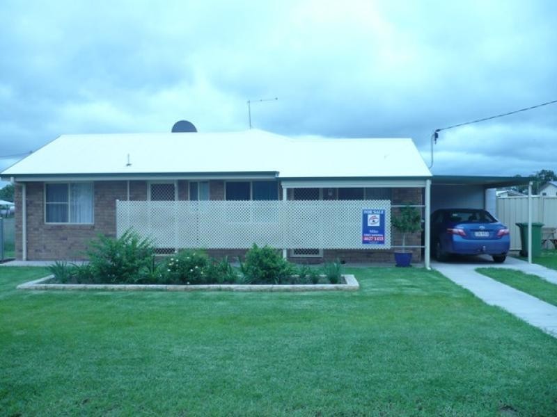 101 Edith Street, Miles QLD 4415