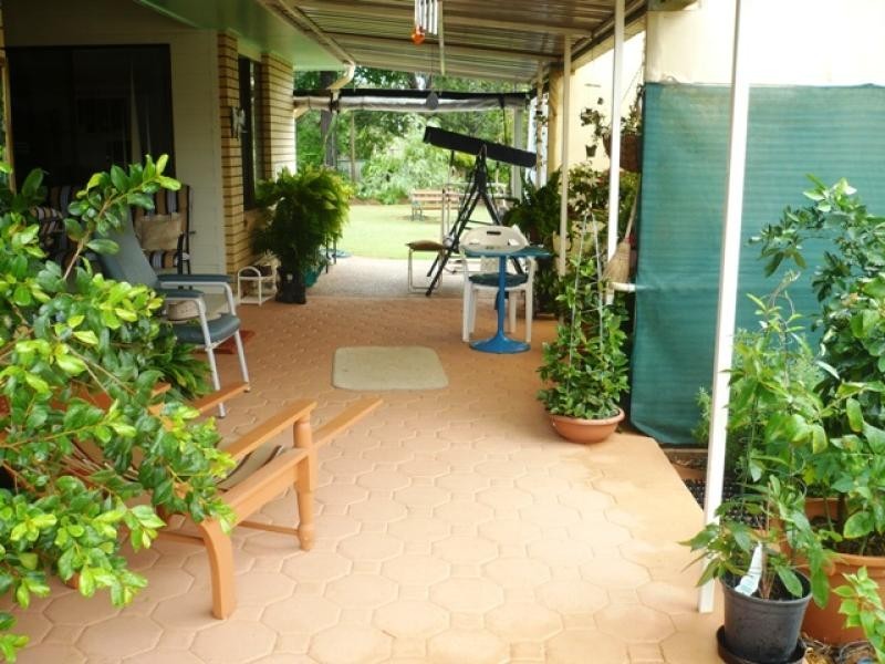 13 Warren Street, Chinchilla QLD 4413