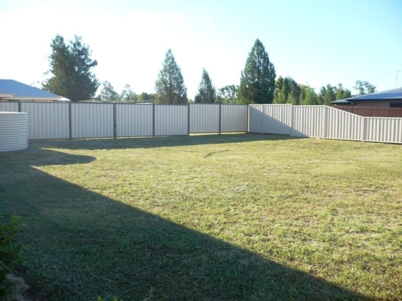 1 Cole Street, Chinchilla QLD 4413