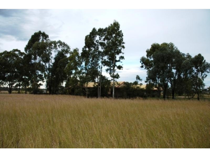 86 Auburn Road, Chinchilla QLD 4413