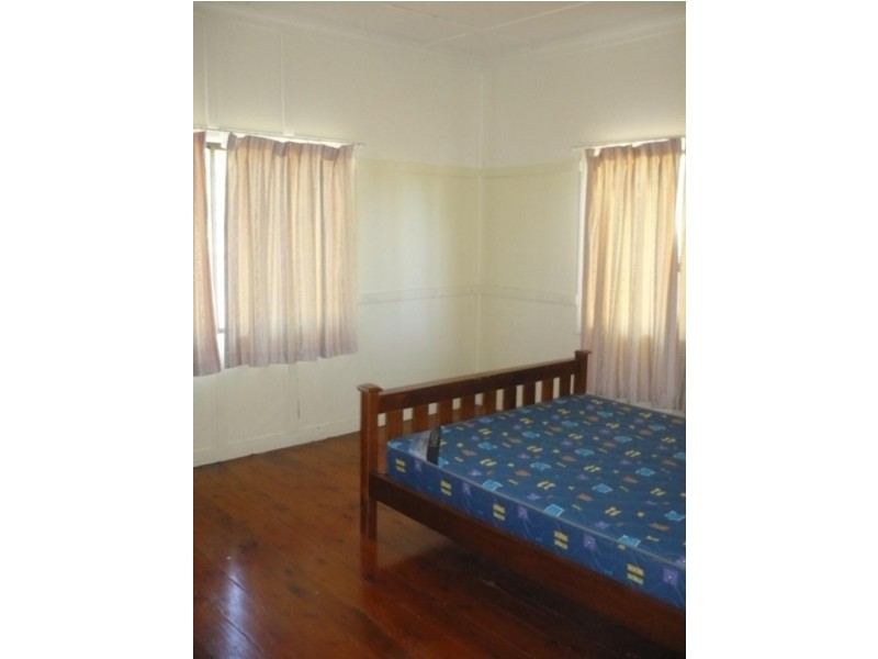 15 Heeney Street, Chinchilla QLD 4413