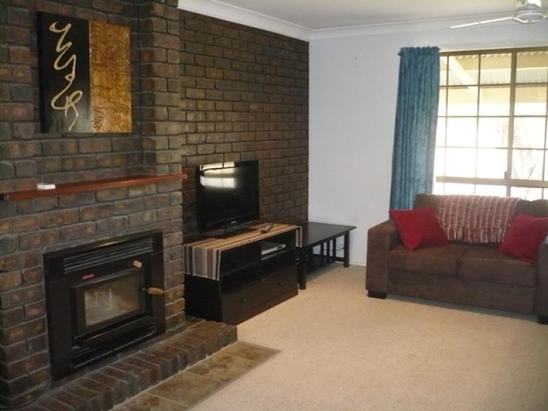 46 Atkins Street, Chinchilla QLD 4413