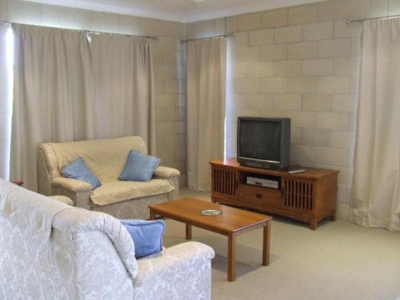 Unit 1/18 Cole Street, Chinchilla QLD 4413