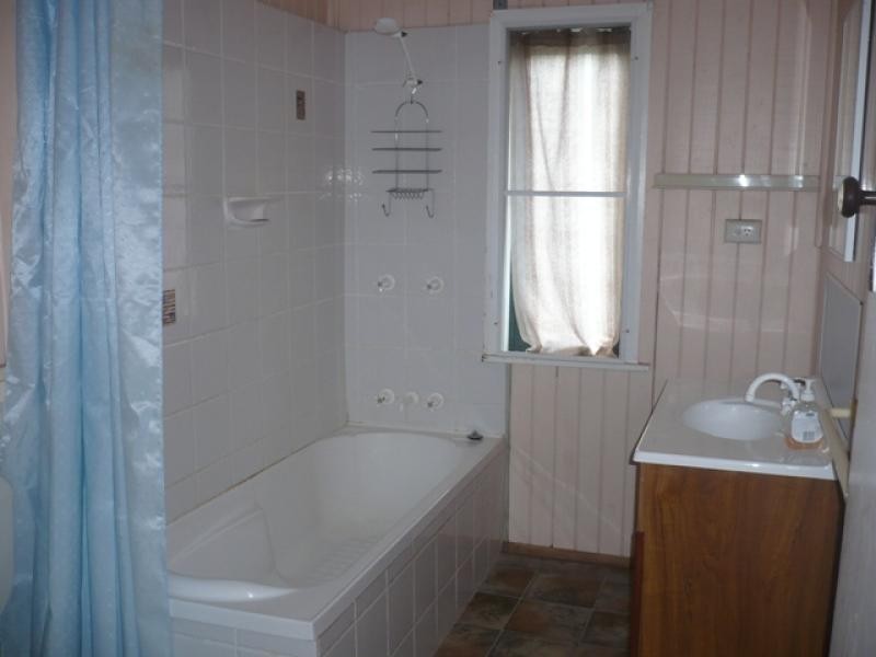 6 Short Street, Chinchilla QLD 4413