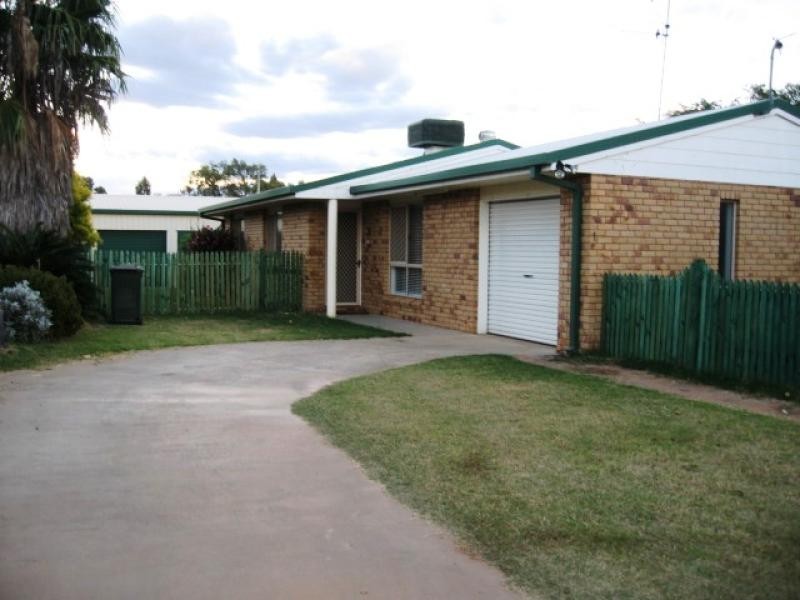1 OLIVE STREET, Chinchilla QLD 4413