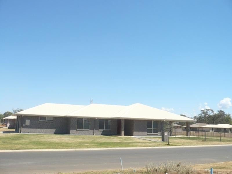 1 IRWIN STREET, Chinchilla QLD 4413