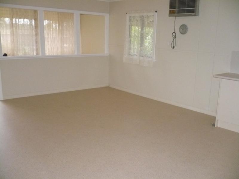 16 Atkins Street, Chinchilla QLD 4413