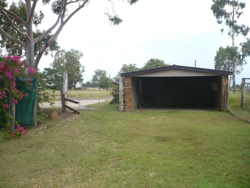 13 McKnights Road, Chinchilla QLD 4413