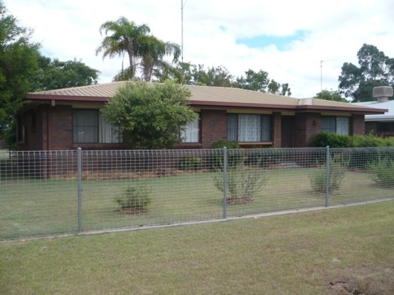 30 BEUTEL STREET, Chinchilla QLD 4413