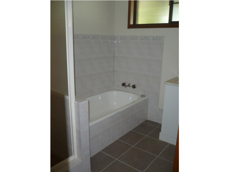 30 BEUTEL STREET, Chinchilla QLD 4413