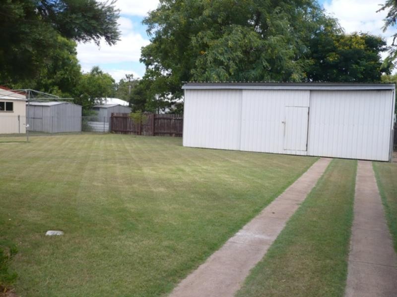 30 BEUTEL STREET, Chinchilla QLD 4413