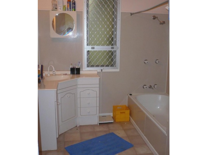 7 Atkins Street, Chinchilla QLD 4413