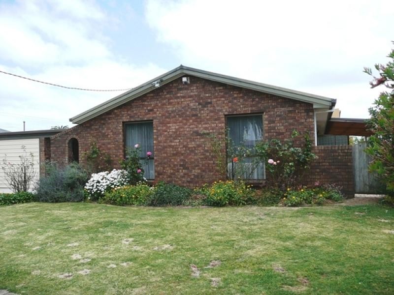 43 HIGH STREET, Sheffield TAS 7306