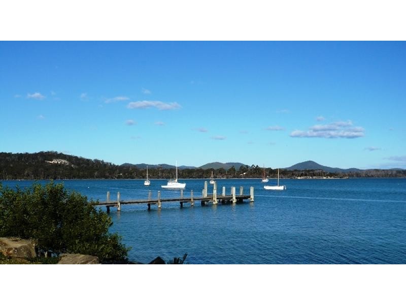 122 CHARLES STREET, Squeaking Point TAS 7307