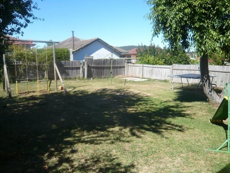 9 Henry Street, Devonport TAS 7310