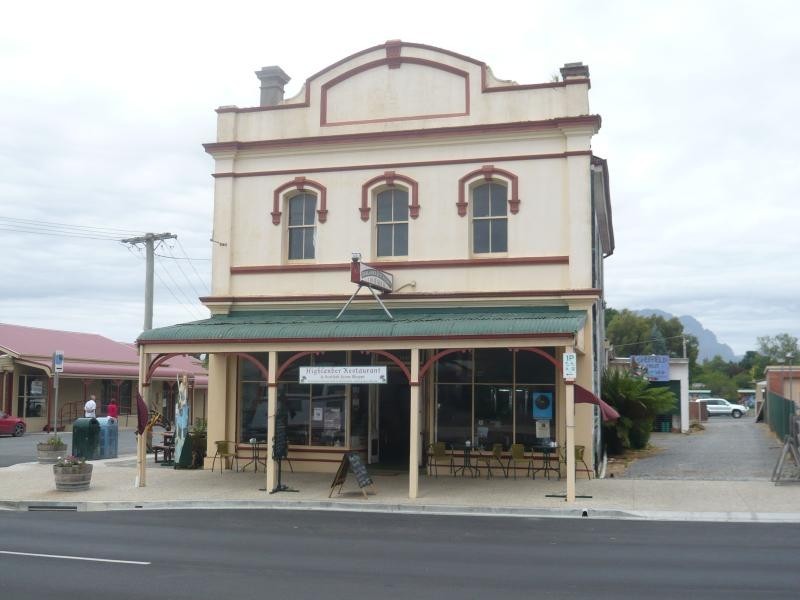 60 MAIN STREET, Sheffield TAS 7306
